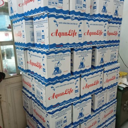Nước suối chai nhỏ AquaLife 250ml